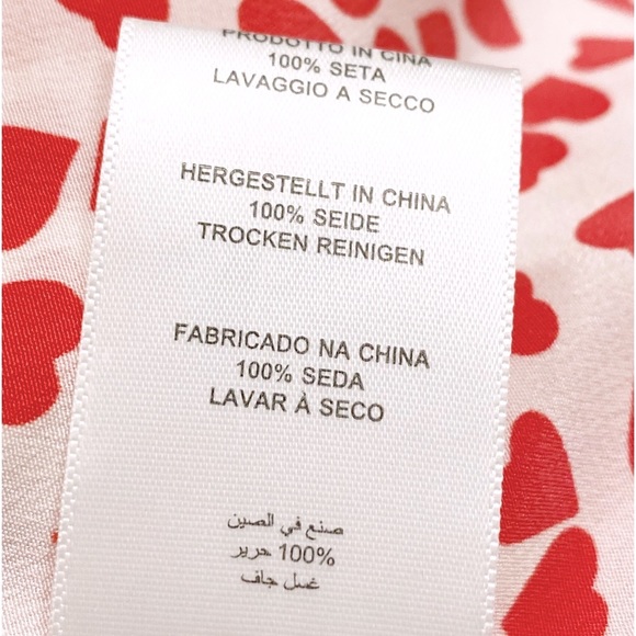 EQUIPMENT 100% Silk Heart Blouse Size XS - Picture 6 of 9